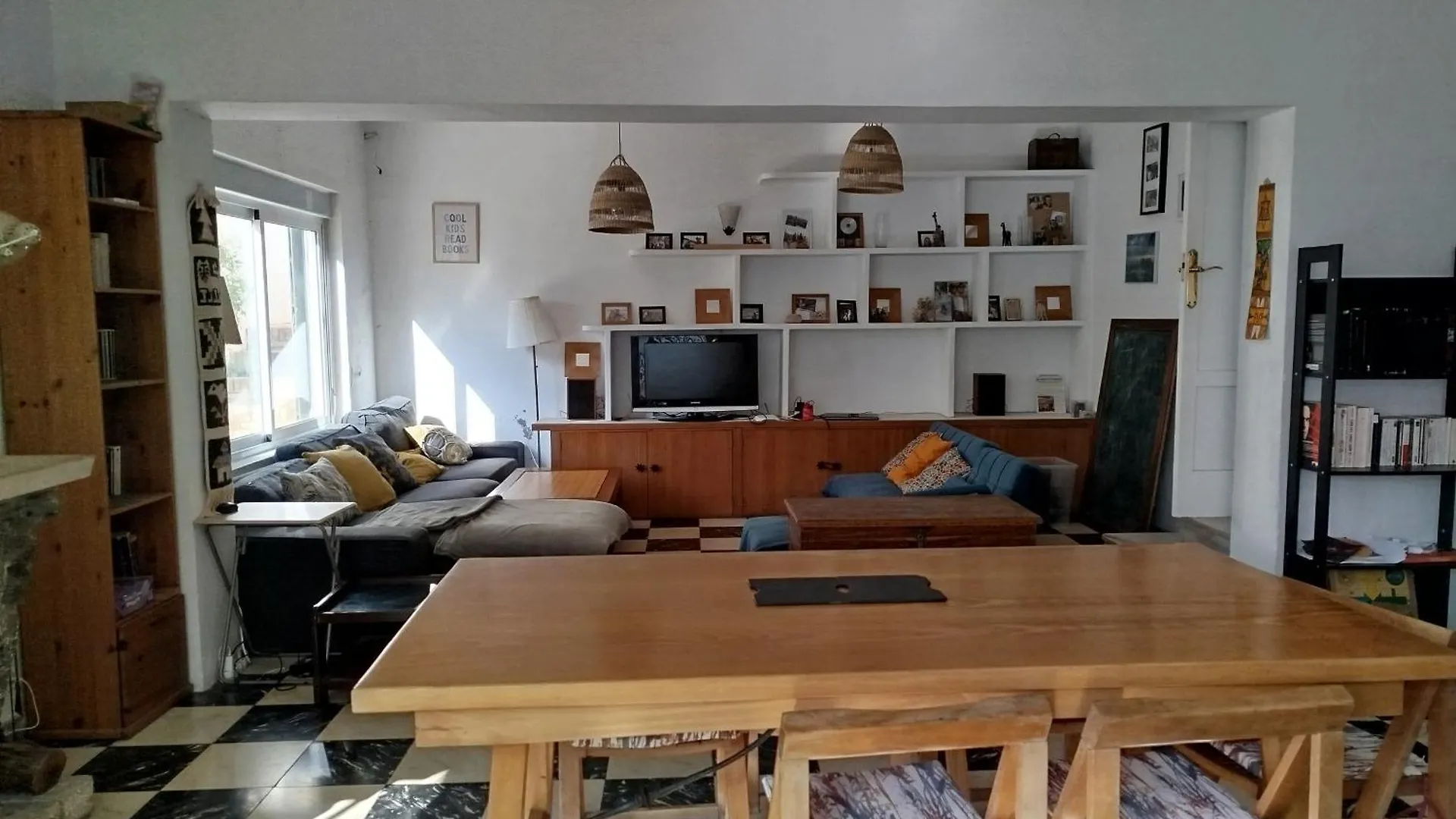 Relax Ferrandiz Apartment Malaga Homestay